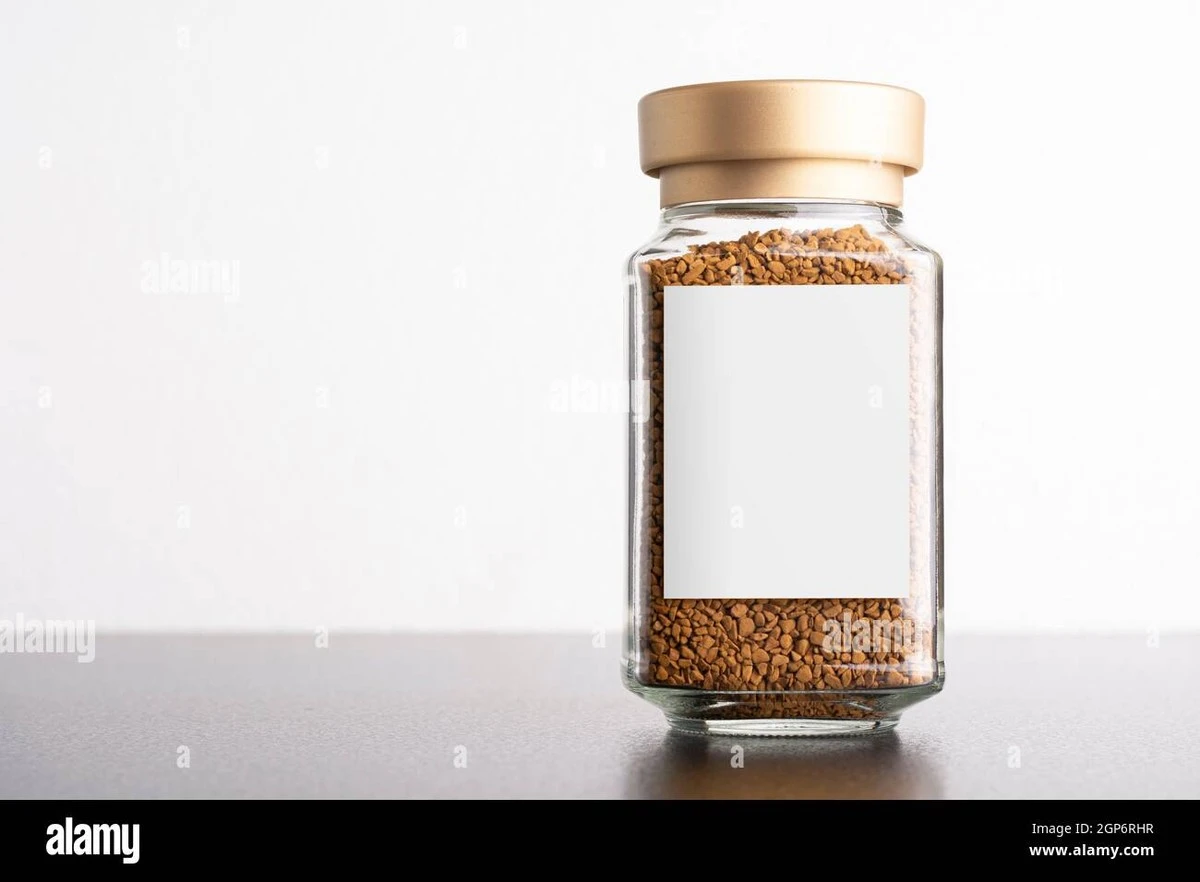 dlaczegozawszep-extra-1.webp Dlaczego zawsze potrząsam słoikiem kawy w sklepie? Jeden szczegół zdradza jej jakość - image 1