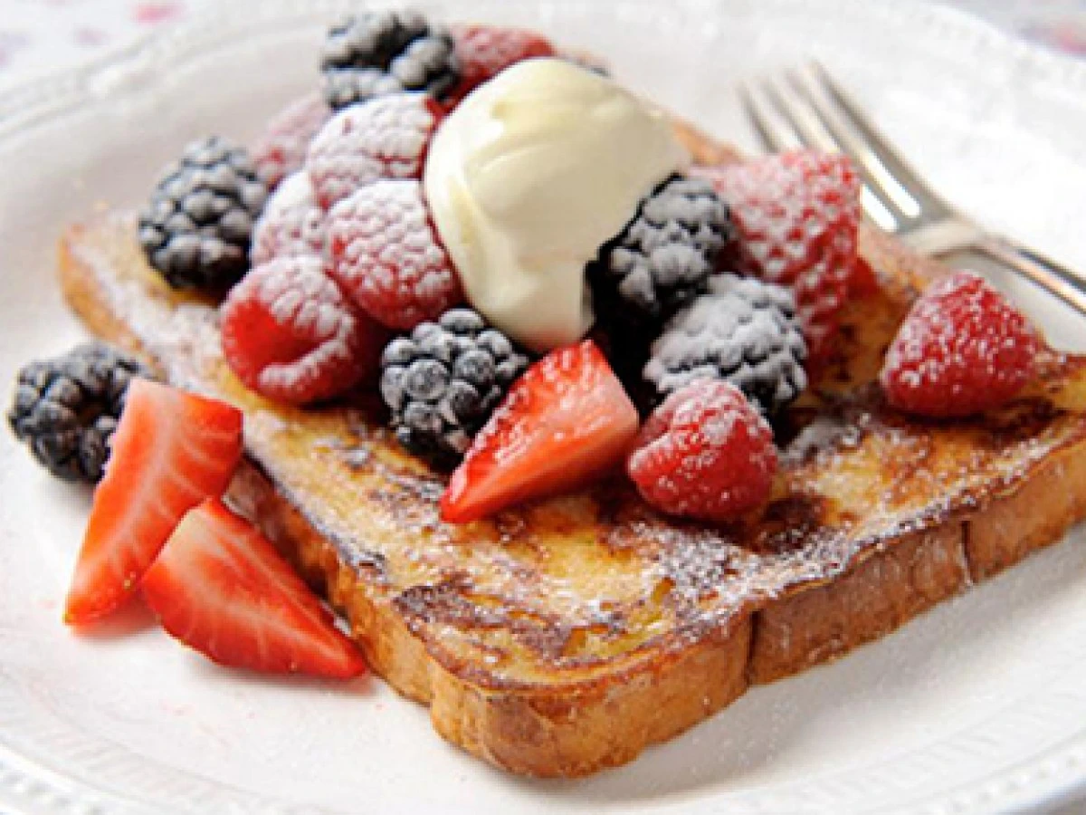 dlaczegodietety-extra-1.webp Dlaczego dietetycy wybierają tosty francuskie zamiast zwykłych naleśników - image 1