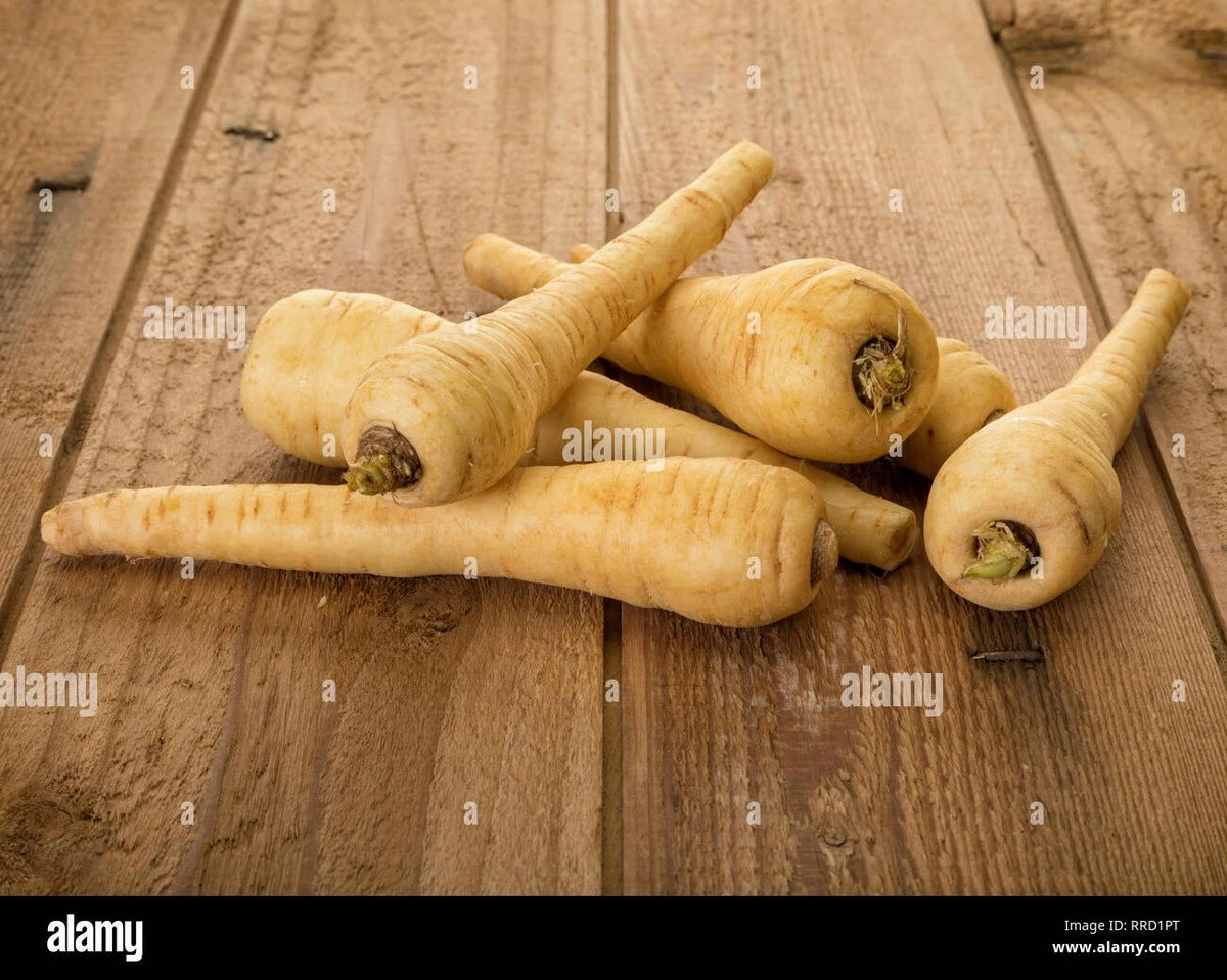 Dlaczego doświadczeni kucharze wybierają pasternak zamiast ziemniaków - image 1