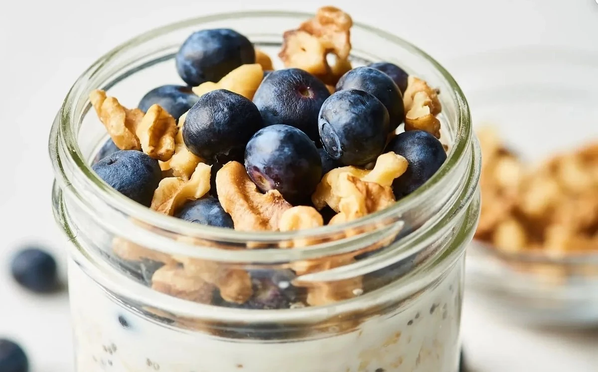 Dlaczego warto wrzucić borówki do orzechów włoskich każdego ranka - image 1