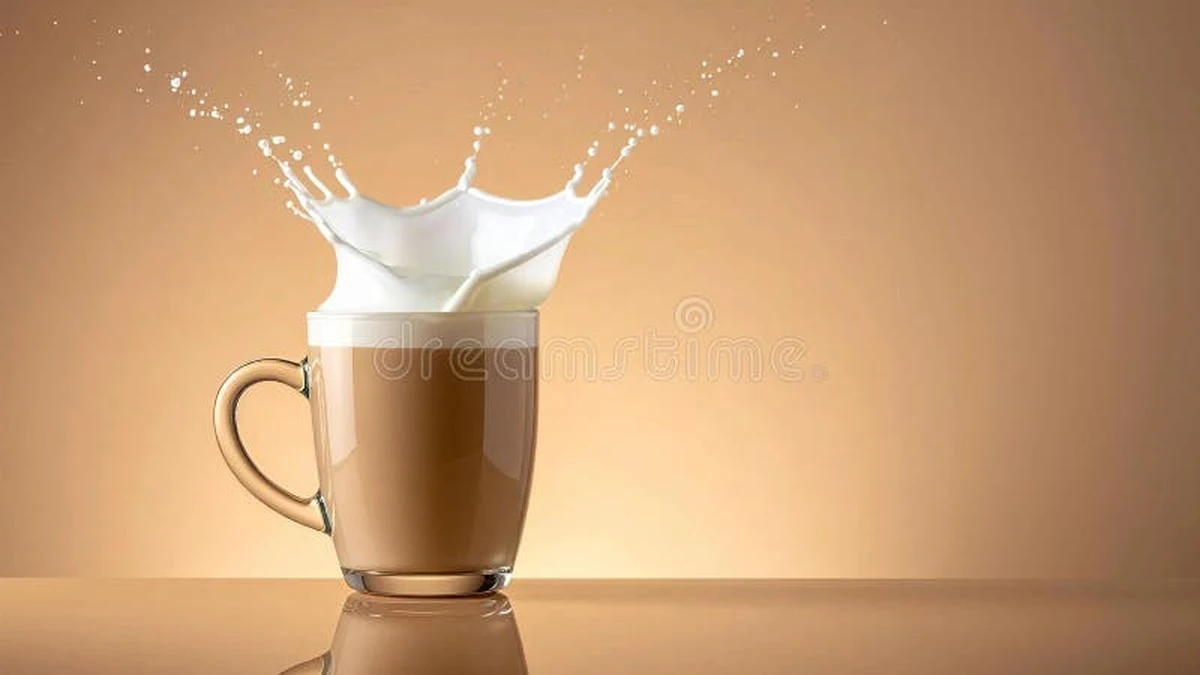 Dlaczego warto dodawać kroplę mleka do czarnej kawy - image 1