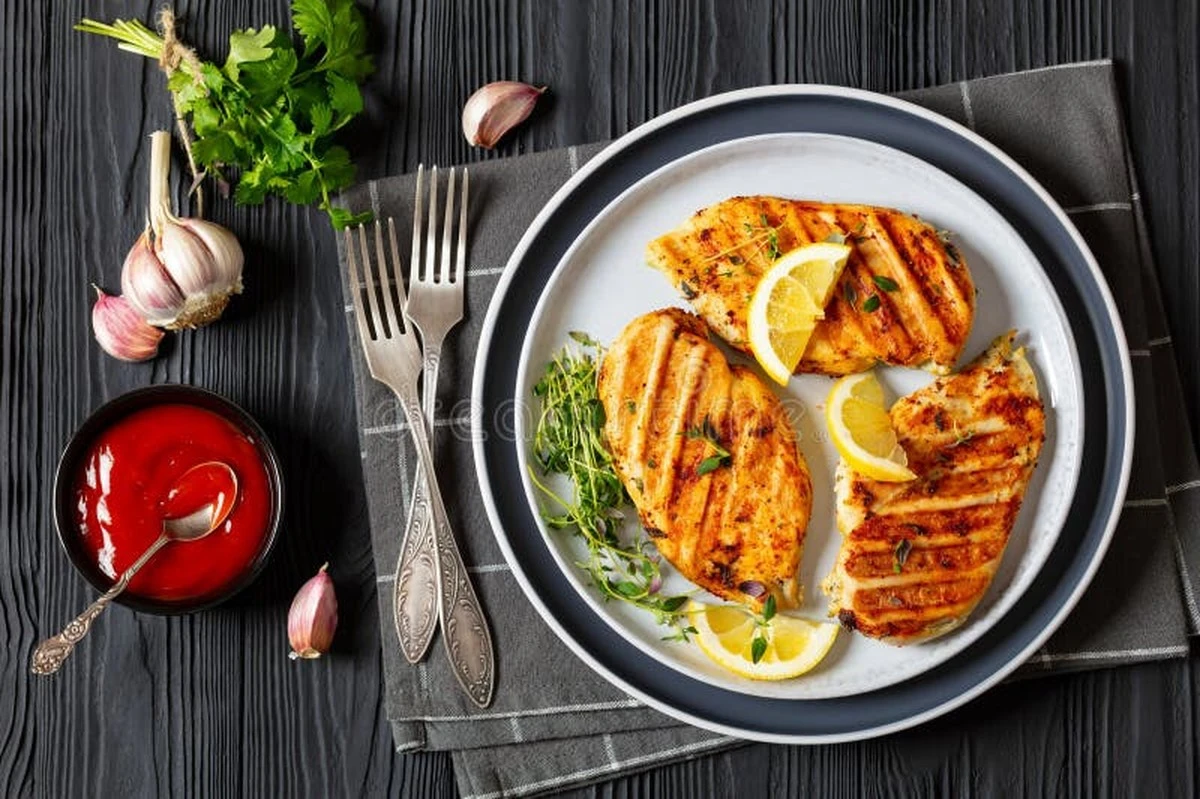 Dlaczego doświadczeni kucharze ścierają mrożone masło do mielonego kurczaka - image 1