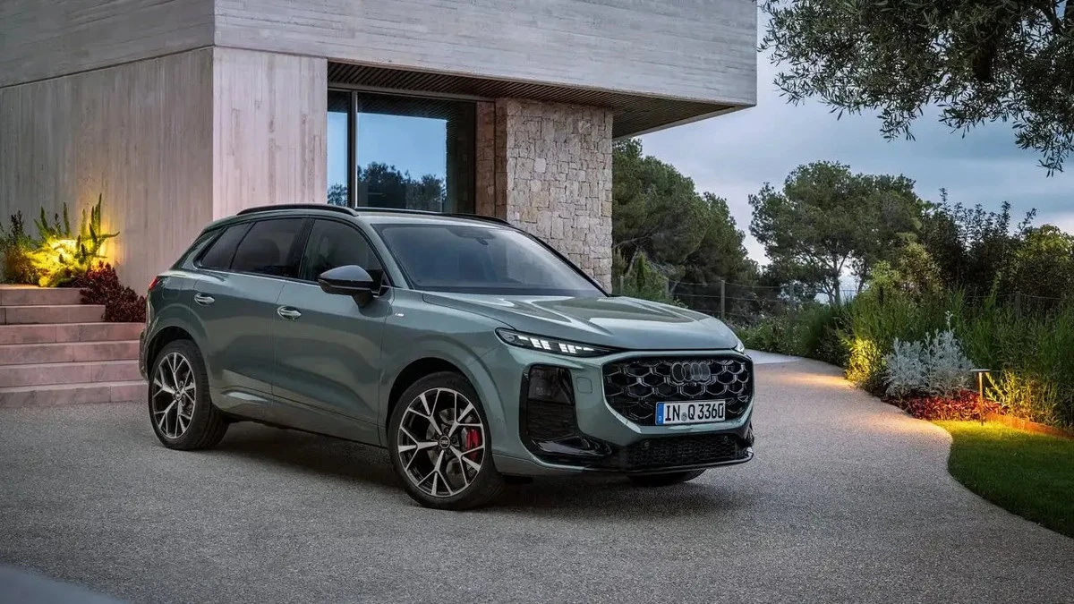 Dlaczego doświadczeni kierowcy czekają na nowe Audi Q3 zamiast kupować obecny model