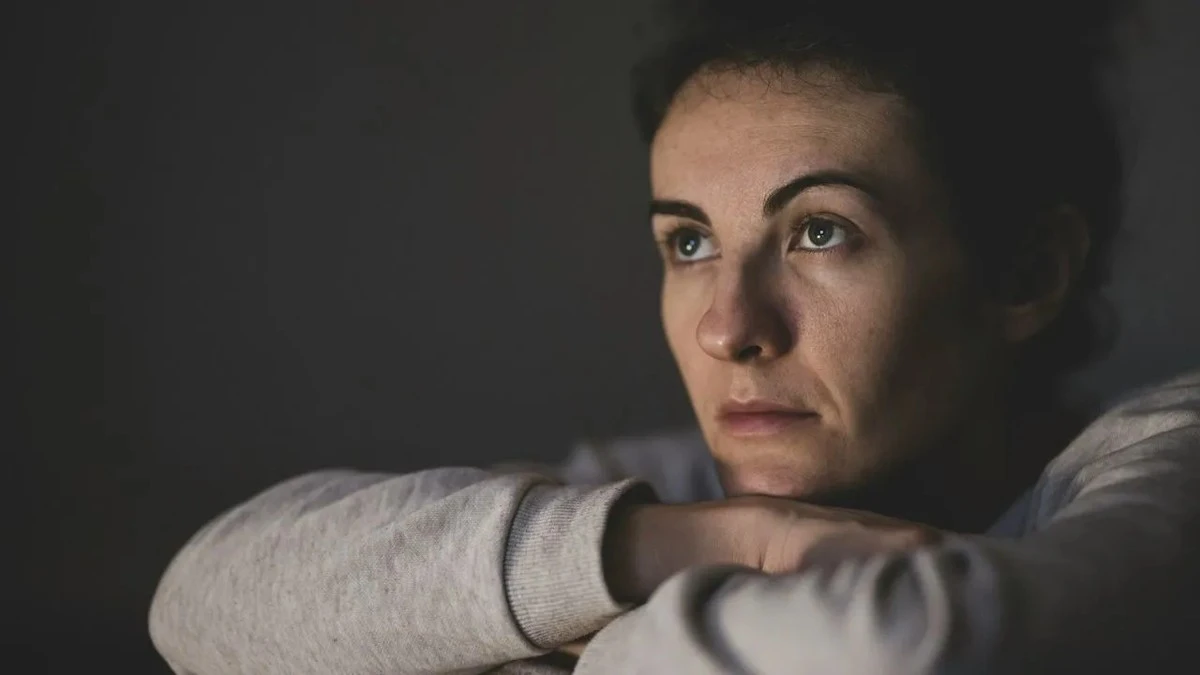 Dlaczego mózg zaczyna pulsować jak podczas snu, gdy wciąż nie śpisz