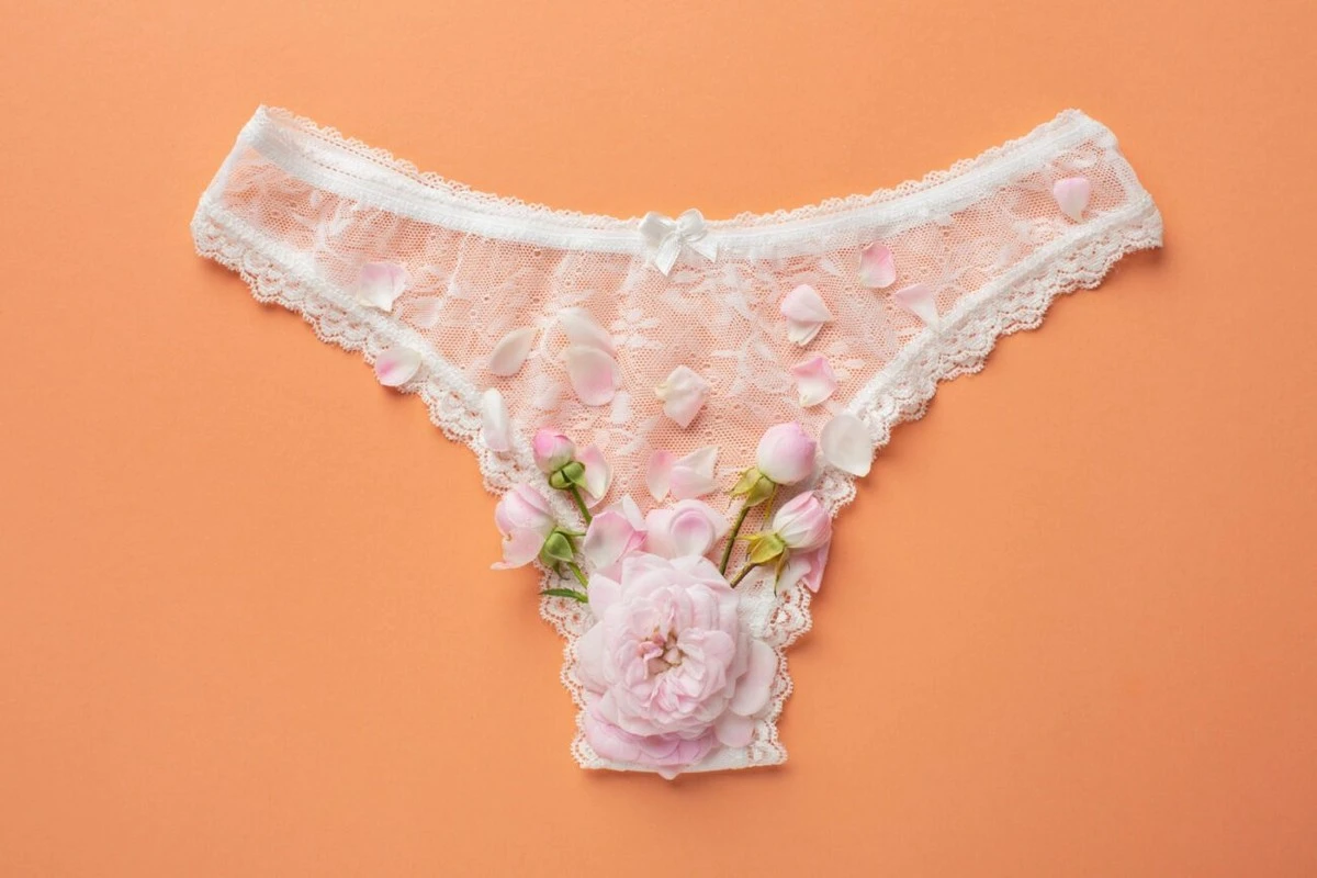 Dlaczego w bieliźnie jest mała bawełniana kieszonka