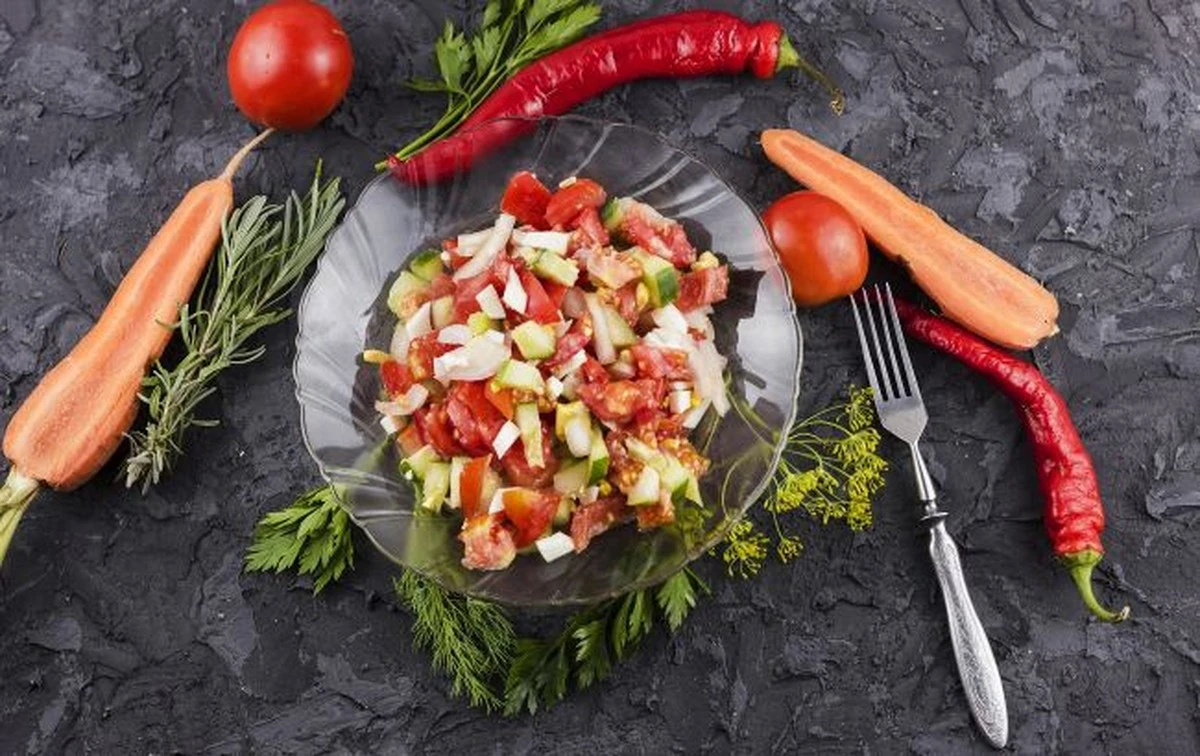 Dlaczego fani sushi masowo dodają olej sezamowy do świeżych ogórków