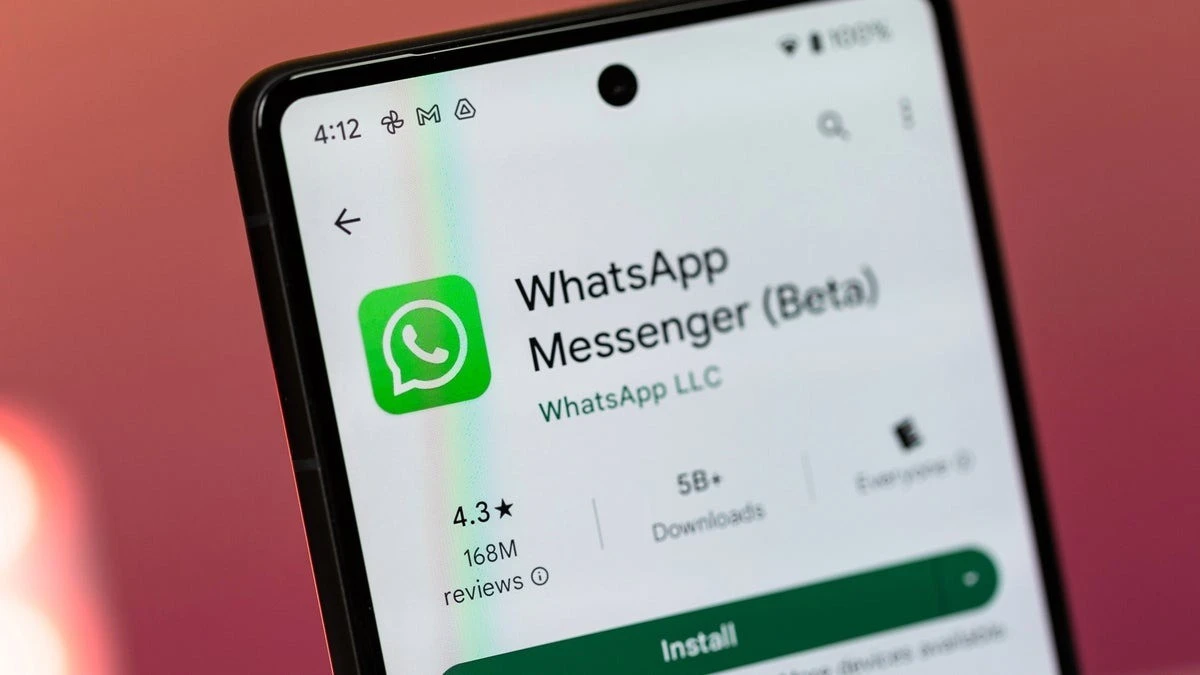 Koniec wolności na WhatsApp: nowa decyzja zmienia status wiadomości