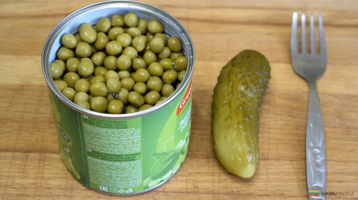 Dlaczego warto podsmażyć ogórki kiszone przed dodaniem ich do buraków