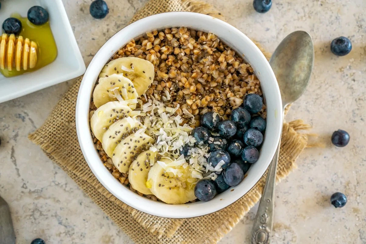 Ten prosty trik z kaszą gryczaną pozwala zrzucić 4 kg bez diety - image 1