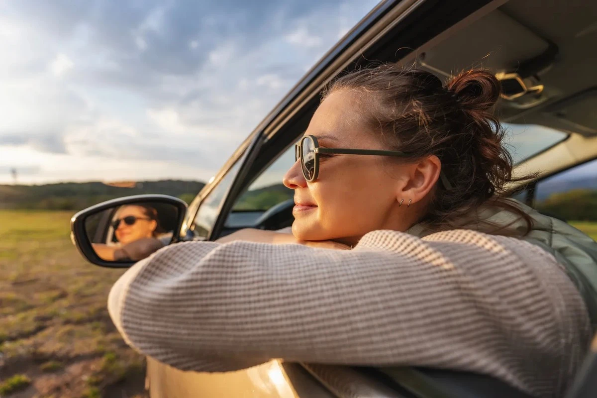 Unijny raport o nastolatkach: niebieski przycisk w mózgu kierowcy