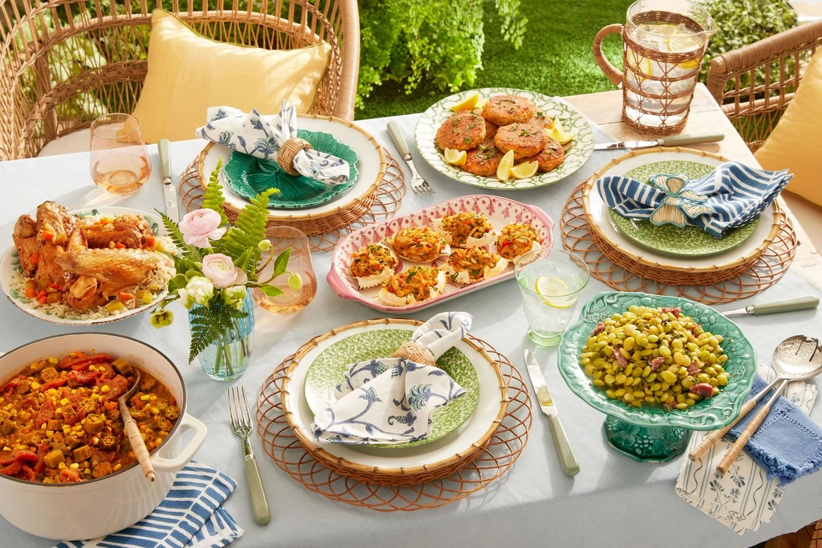 dlaczegopolacyz-extra-1.webp Dlaczego Polacy zaczęli kupować jajka i wędliny miesiąc przed Wielkanocą - image 1