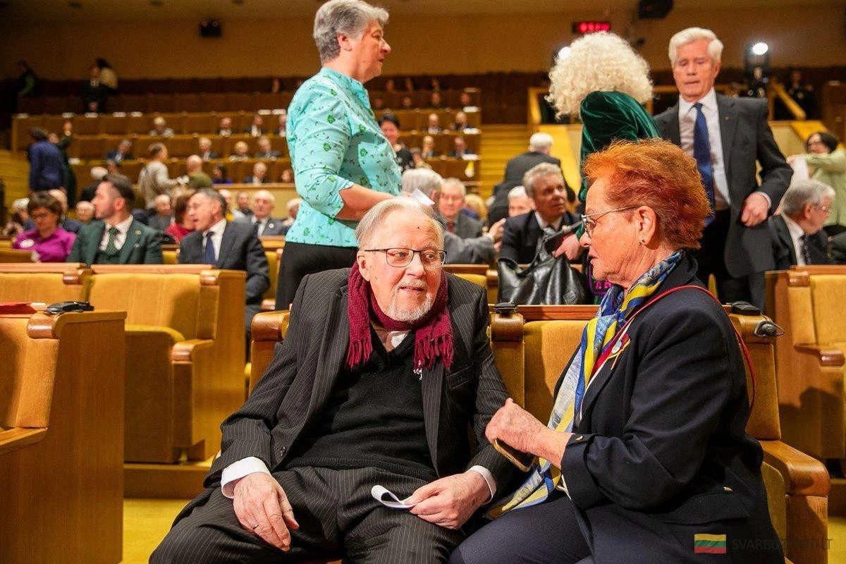 Dlaczego profesor Landsbergis uważa, że żyjemy dziś zbyt dobrze