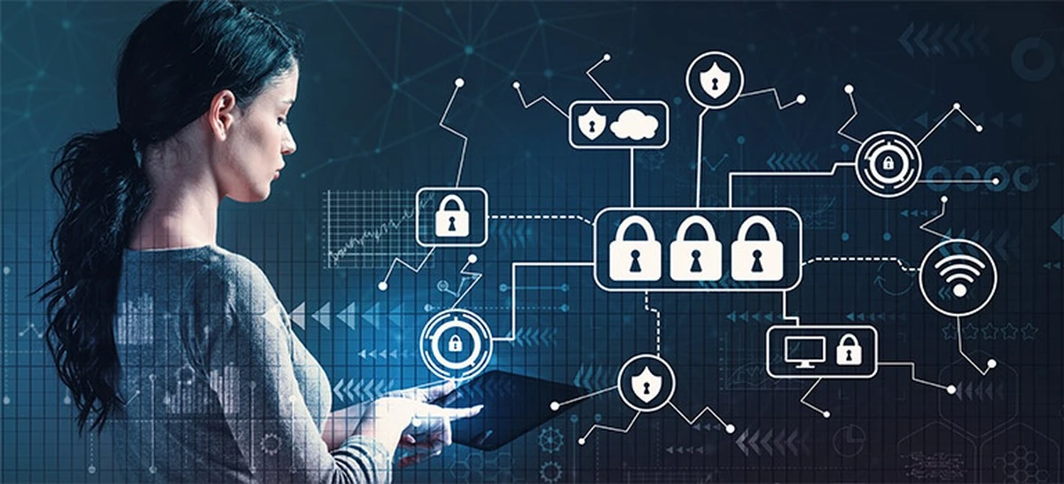 dlaczegodoswiad-extra-1.webp Dlaczego doświadczeni pracownicy biurowi masowo klikają w te „gry” - image 1