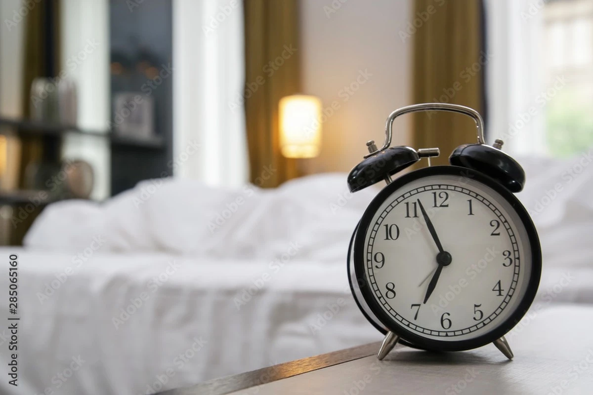 Dlaczego warto odłożyć telefon i kupić klasyczny budzik - image 1