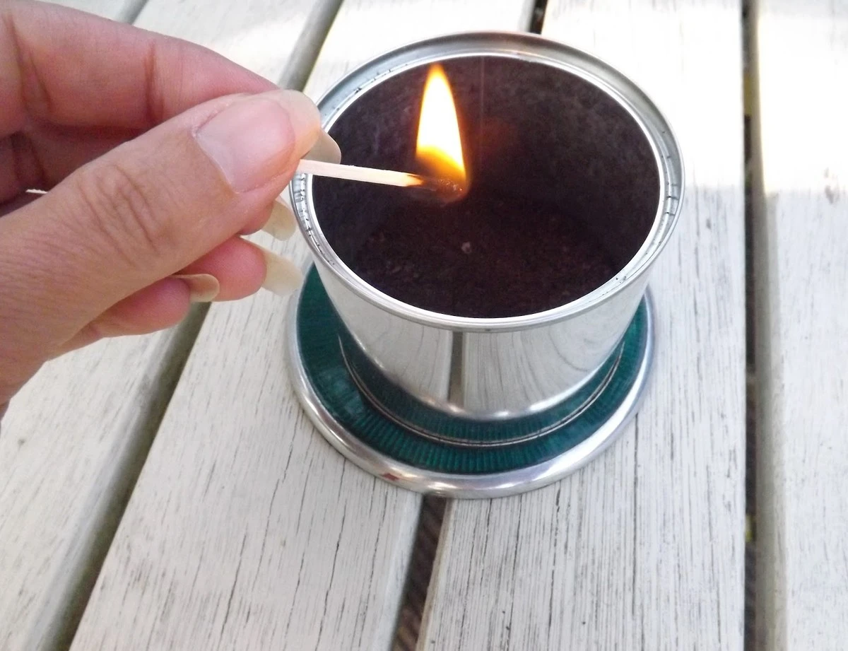 Dlaczego doświadczeni działkowcy zawsze palą zmieloną kawę na tarasie - image 1