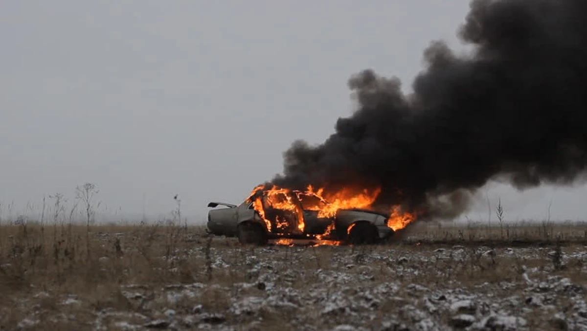 Dlaczego kierowca płonącego BMW uciekał w samej bieliźnie - image 1